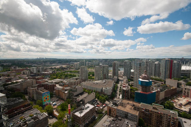 Furnished 2-bedroom + den condo with stunning city view. - 3806 - 128 Cordova St W, Vancouver Downtown
