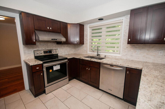 . - 5367 Esperanza Drive, North Vancouver
