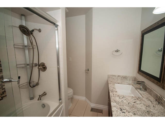 b accommodations in north vancouver