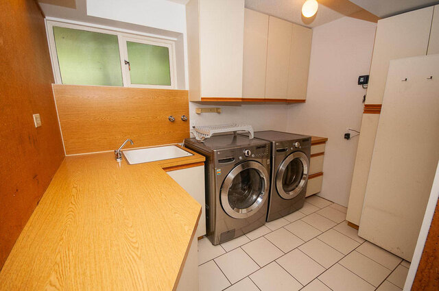 . - 5367 Esperanza Drive, North Vancouver