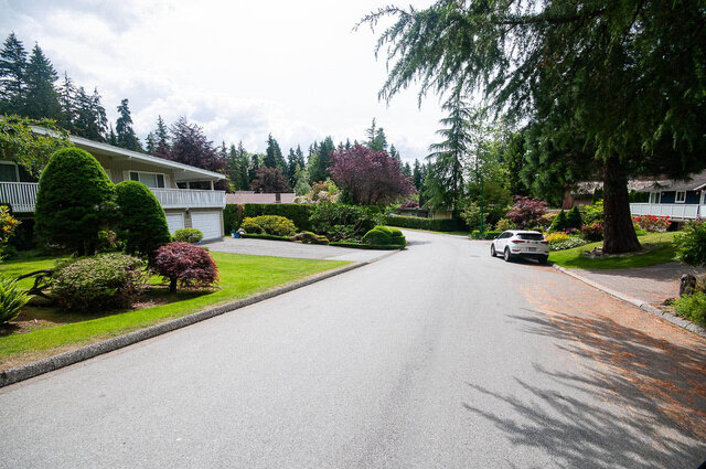 . - 5367 Esperanza Drive, North Vancouver