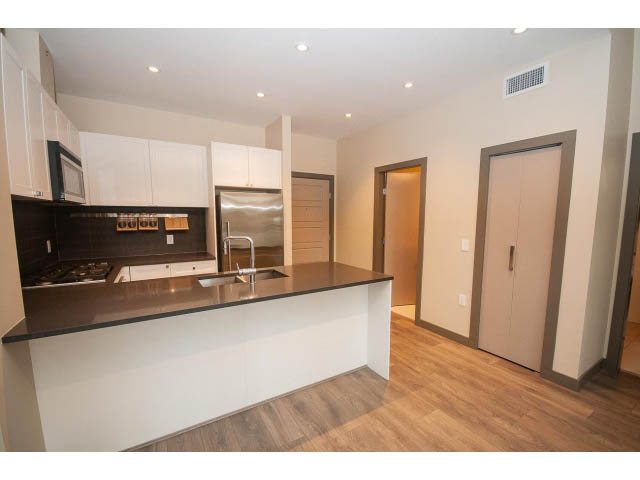 unfurnished lower lonsdale north vancouver