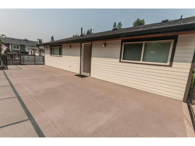 4 bedroom den rental in
