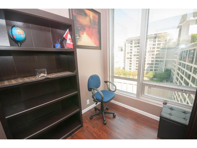 Bright den with hardwood floors, city view, and modern furniture. - 1213 - 989 Nelson, Vancouver Downtown