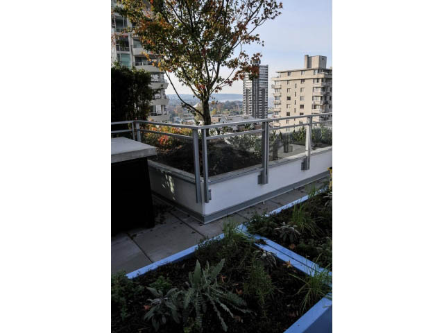 Furnished balcony with city view and greenery. - 805 - 1009 Harwood Street, Vancouver Downtown