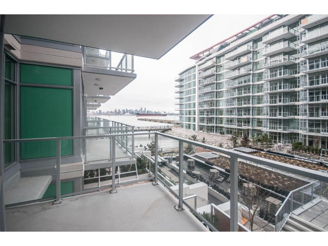1 bedroom den rental in