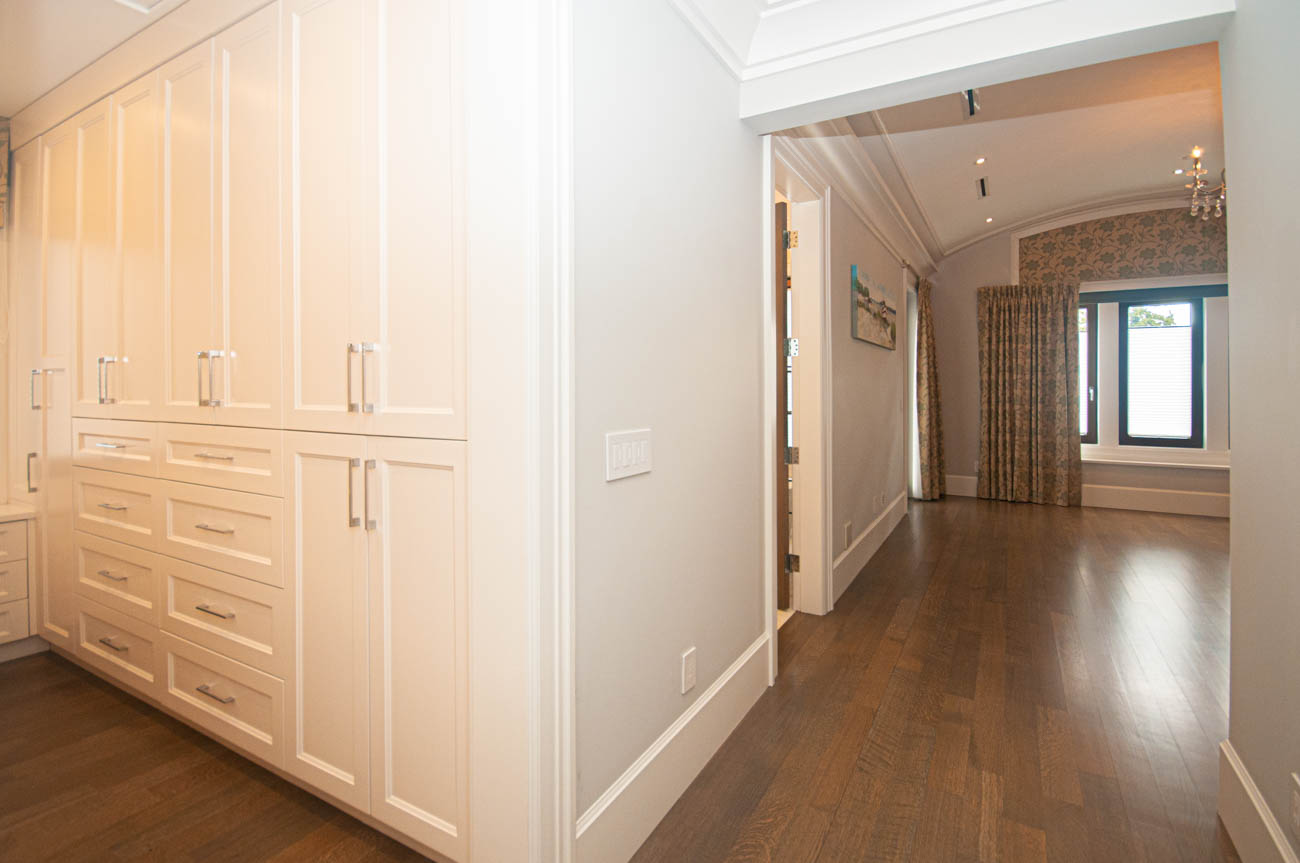 5 bedroom den
