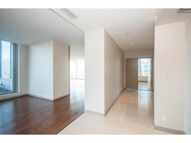 Bright living room with hardwood floors and city view. - 2200 - 1169 W Cordova St, Vancouver Downtown