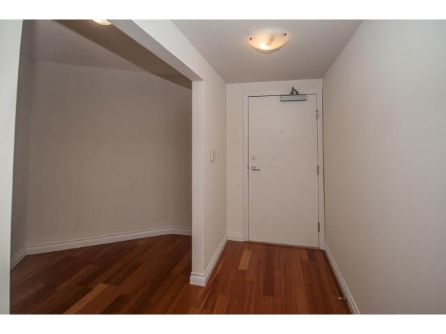 1 bedroom den