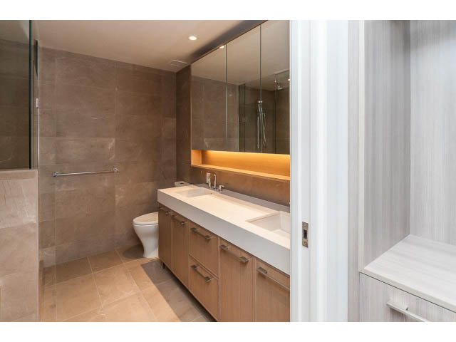 rental connaught crescent at crescentview drive