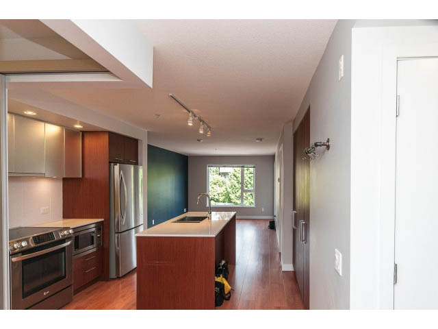 1 bedroom den