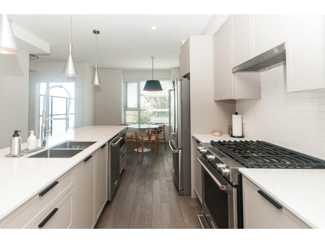 kings walk rentals north vancouver