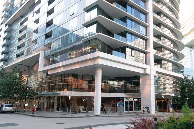 1021 - 68 Smithe Street - Condo - Yaletown - Photo 3 of 24