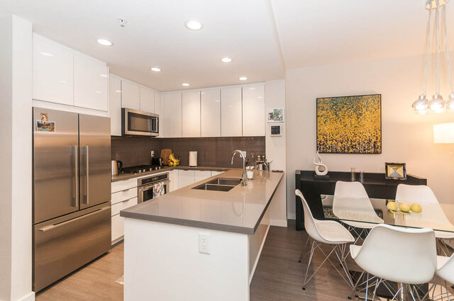 405-255 West 1st St - Condo - Lower Lonsdale - Photo 3 of 39