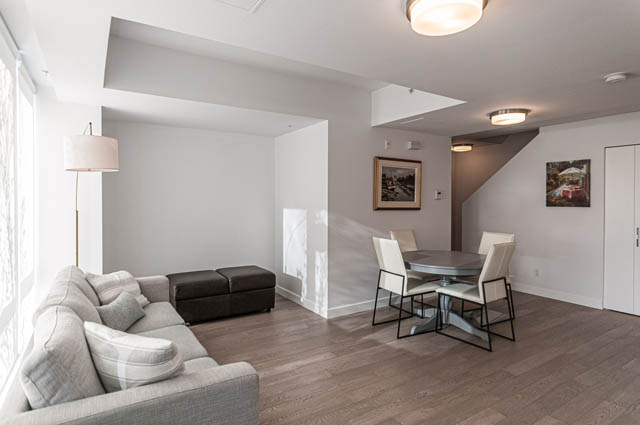 497 W 29th Avenue