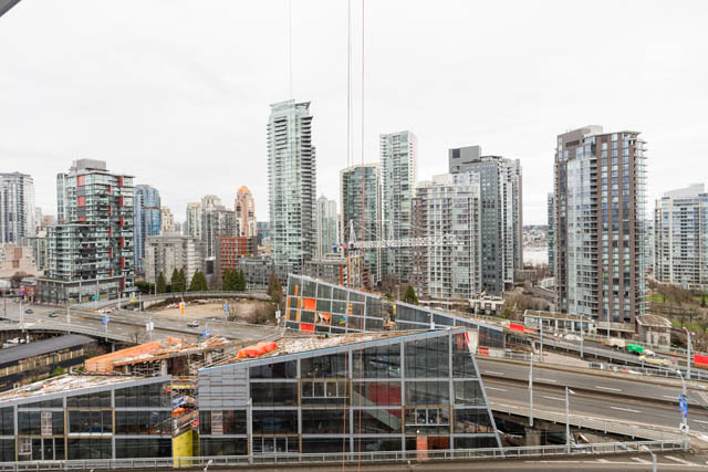 Furnished 1-bedroom condo with stunning city view and modern amenities. - 1901 - 1480 Howe St, Vancouver Downtown
