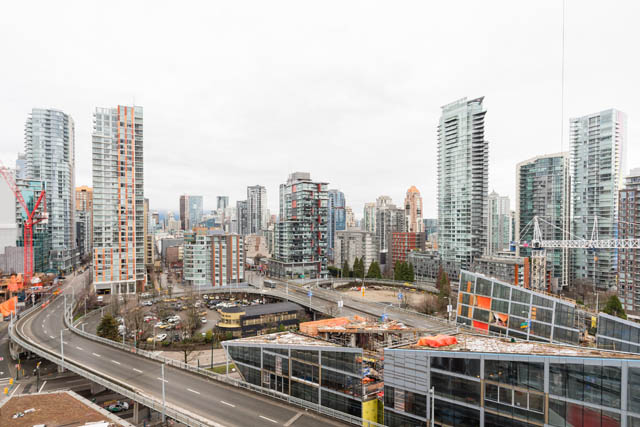 Furnished 1-bedroom condo with stunning city view. - 1901 - 1480 Howe St, Vancouver Downtown