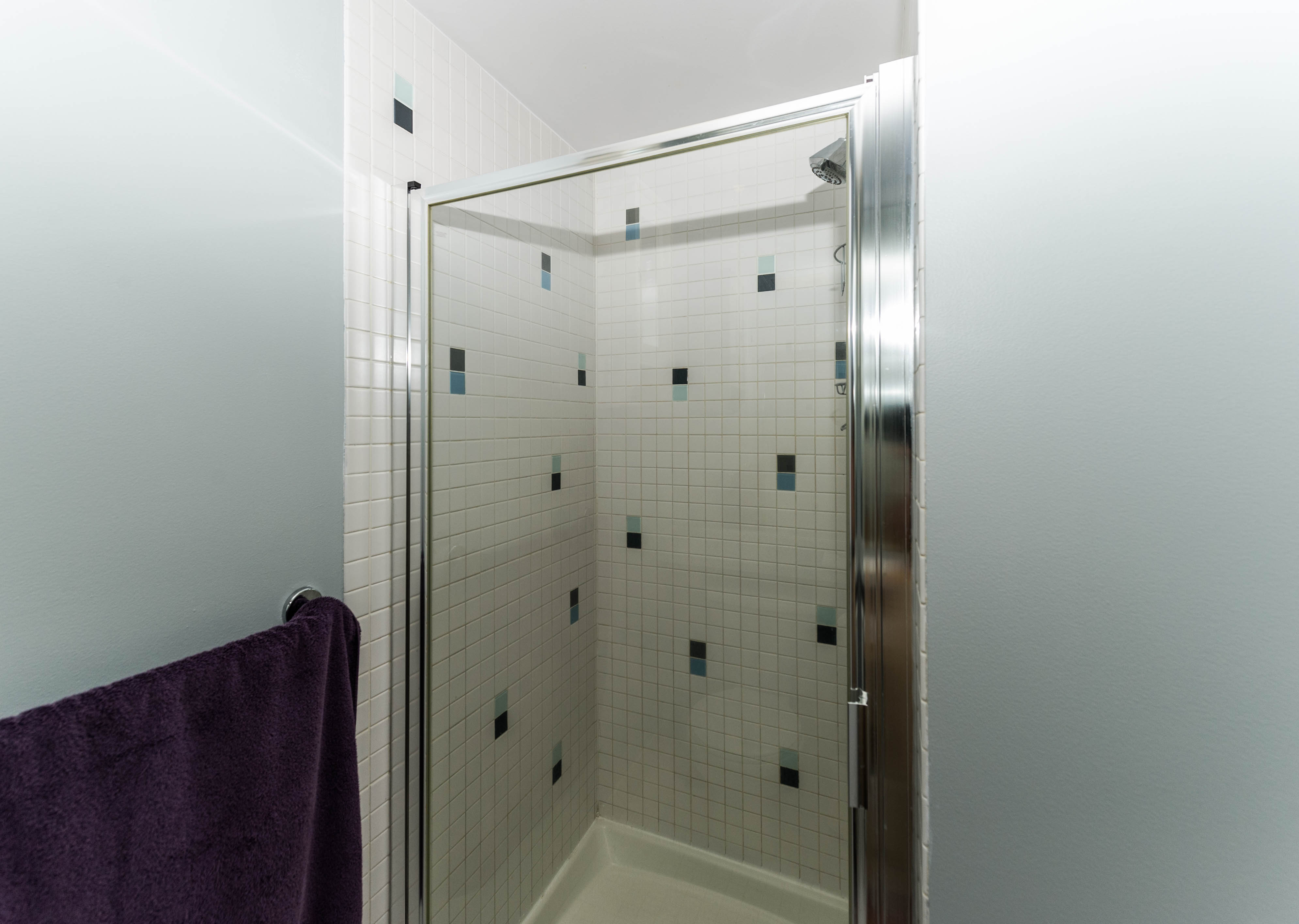 Lovely Two Bedroom Condo For Rent in the Heart of Lower Lonsdale