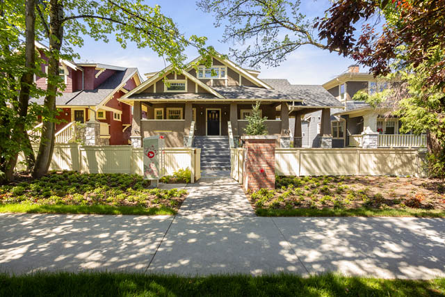 Furnished 4-bedroom townhouse with a welcoming front porch and lush greenery. - 201 - 1785 W 16th Avenue, Vancouver West Side