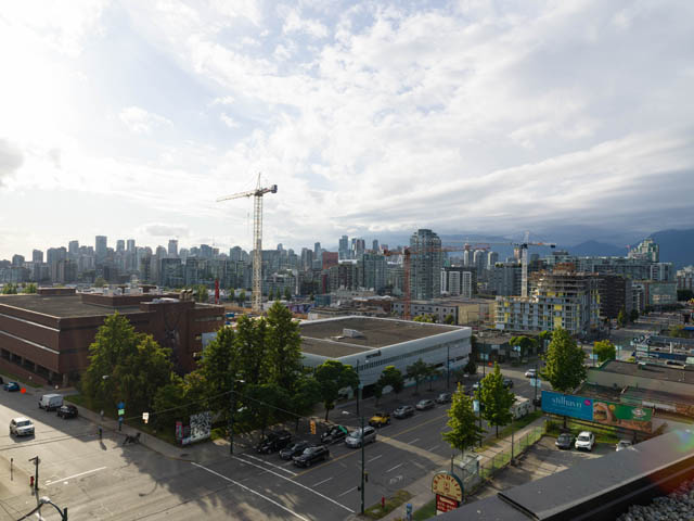 Penthouse with stunning city view and modern furnishings. - 805 -  210 E 5th Avenue, Vancouver East Side