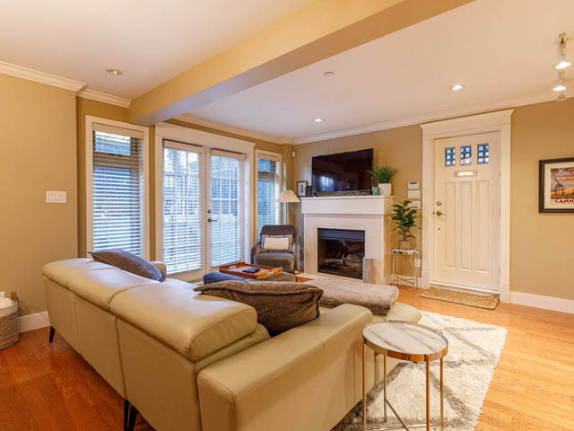 2115 macdonald st vancouver west side kitsilano