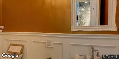 Street view of 1401 - 1009 Harwood