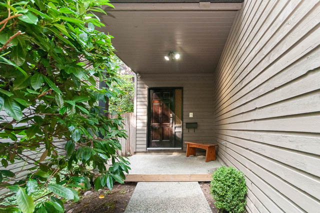 1484 ross rd north vancouver westlynn