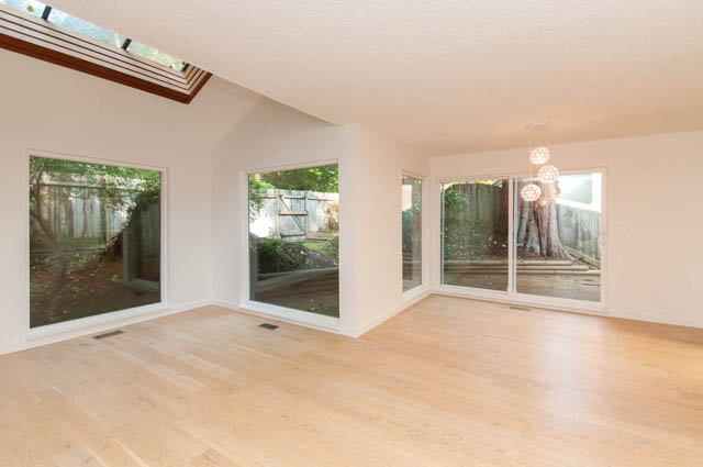 1484 ross rd north vancouver westlynn