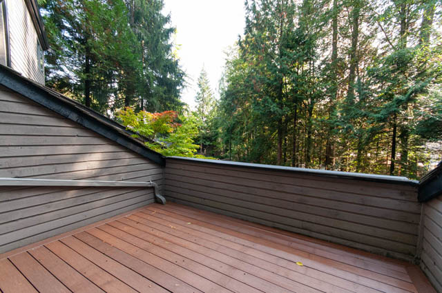 1484 ross rd north vancouver westlynn