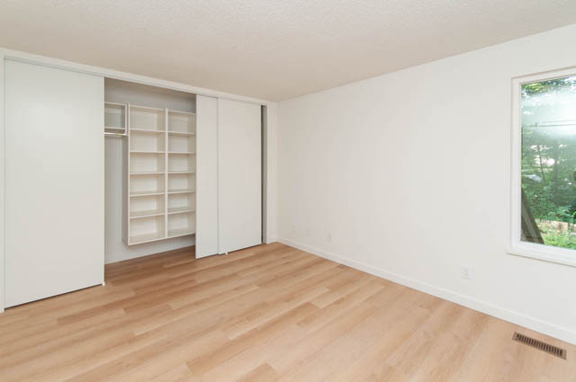 1484 ross rd north vancouver westlynn