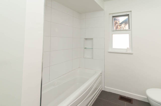 1484 ross rd north vancouver westlynn