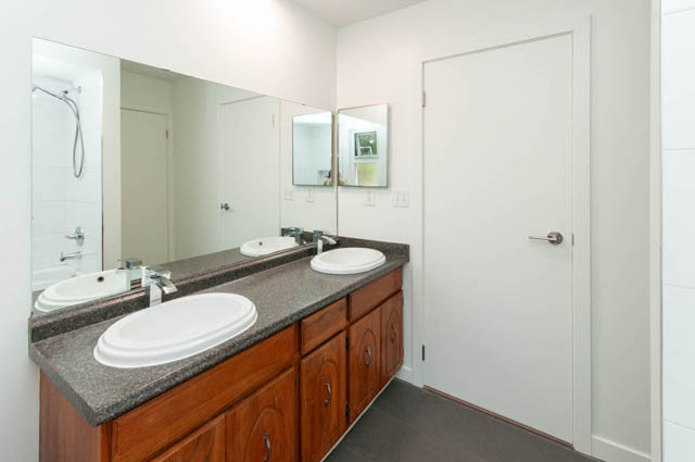 1484 ross rd north vancouver westlynn