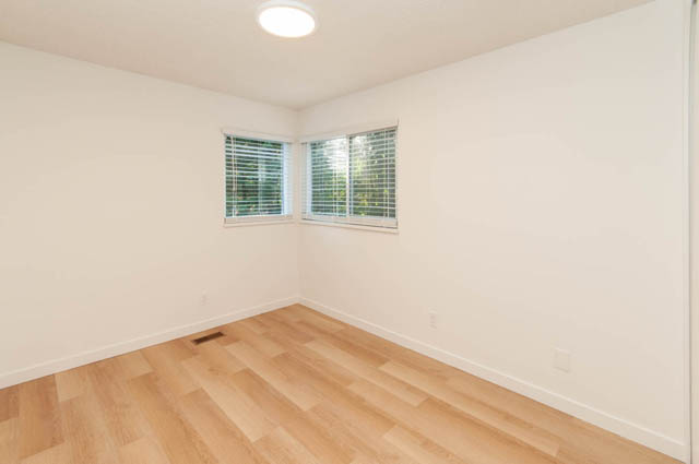 1484 ross rd north vancouver westlynn