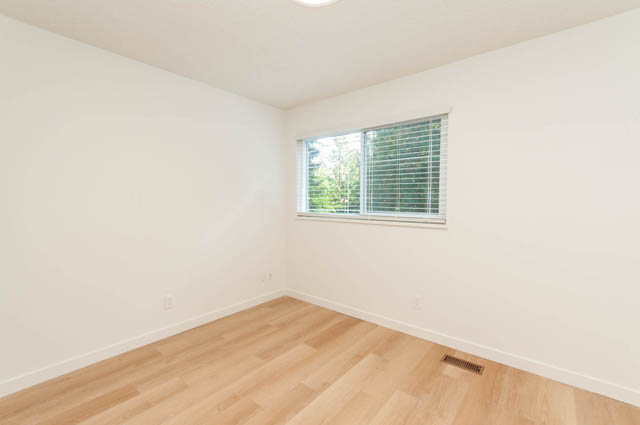 1484 ross rd north vancouver westlynn