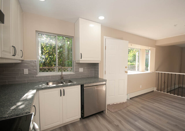 2448 Bayswater Street - Duplex - Kitsilano - Photo 17 of 32