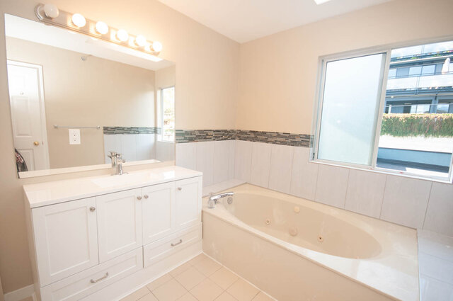 2448 Bayswater Street - Duplex - Kitsilano - Photo 25 of 32