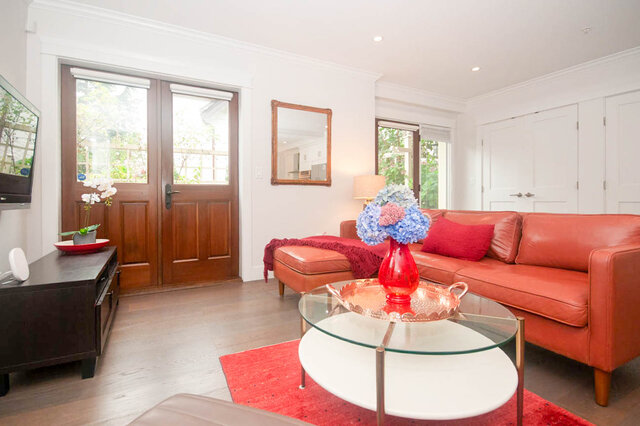 2437 West 5th Ave - Triplex - Kitsilano - Photo 4 of 33