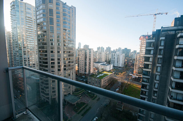 Bright balcony with stunning city view, overlooking high-rise buildings and construction cranes. - 1907 - 1420 West Georgia Street, Vancouver Downtown