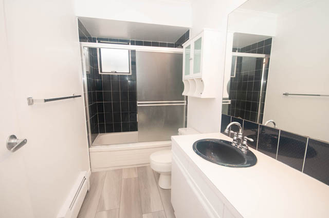 square footage 1200