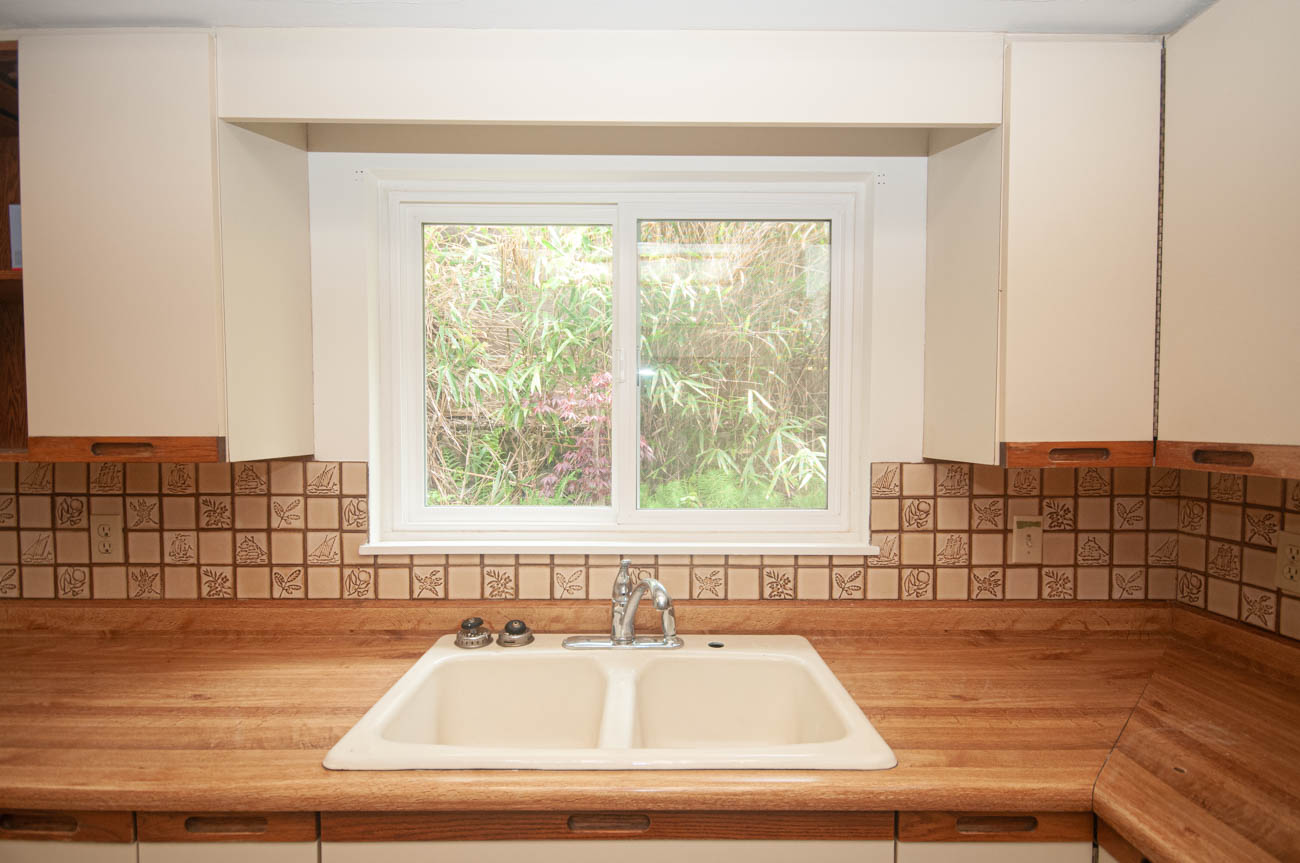4982 cliffridge ave north vancouver capilano