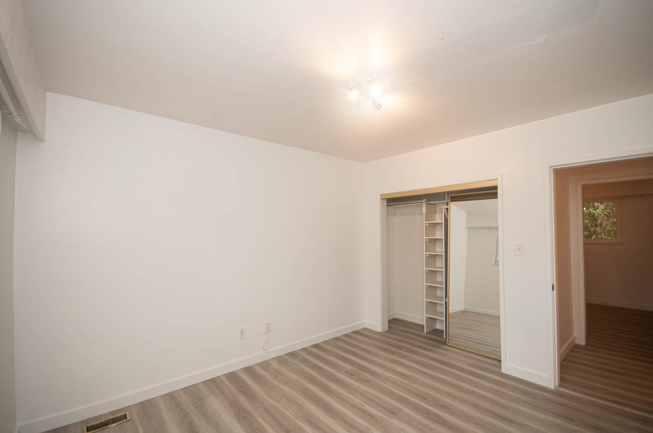4982 cliffridge ave north vancouver capilano