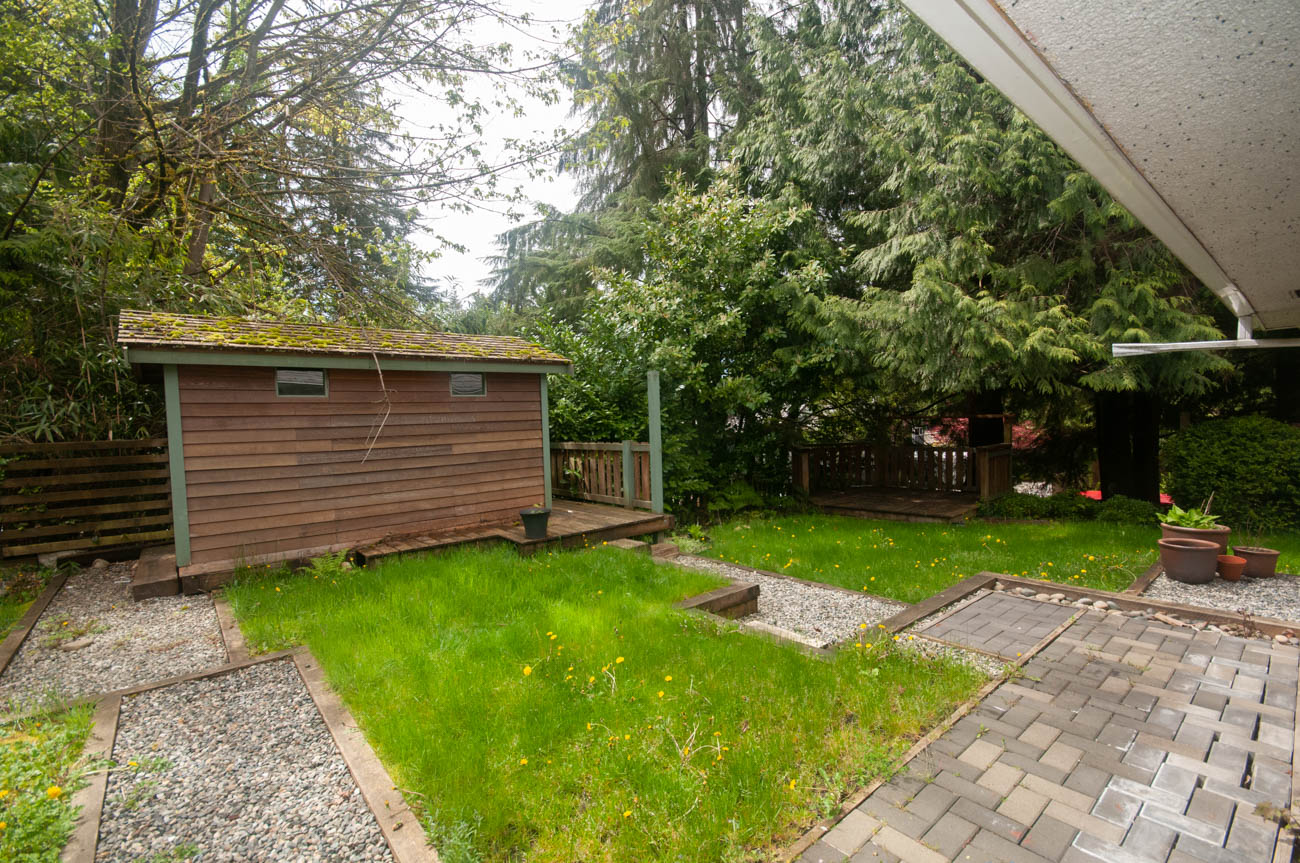 4982 cliffridge ave north vancouver capilano