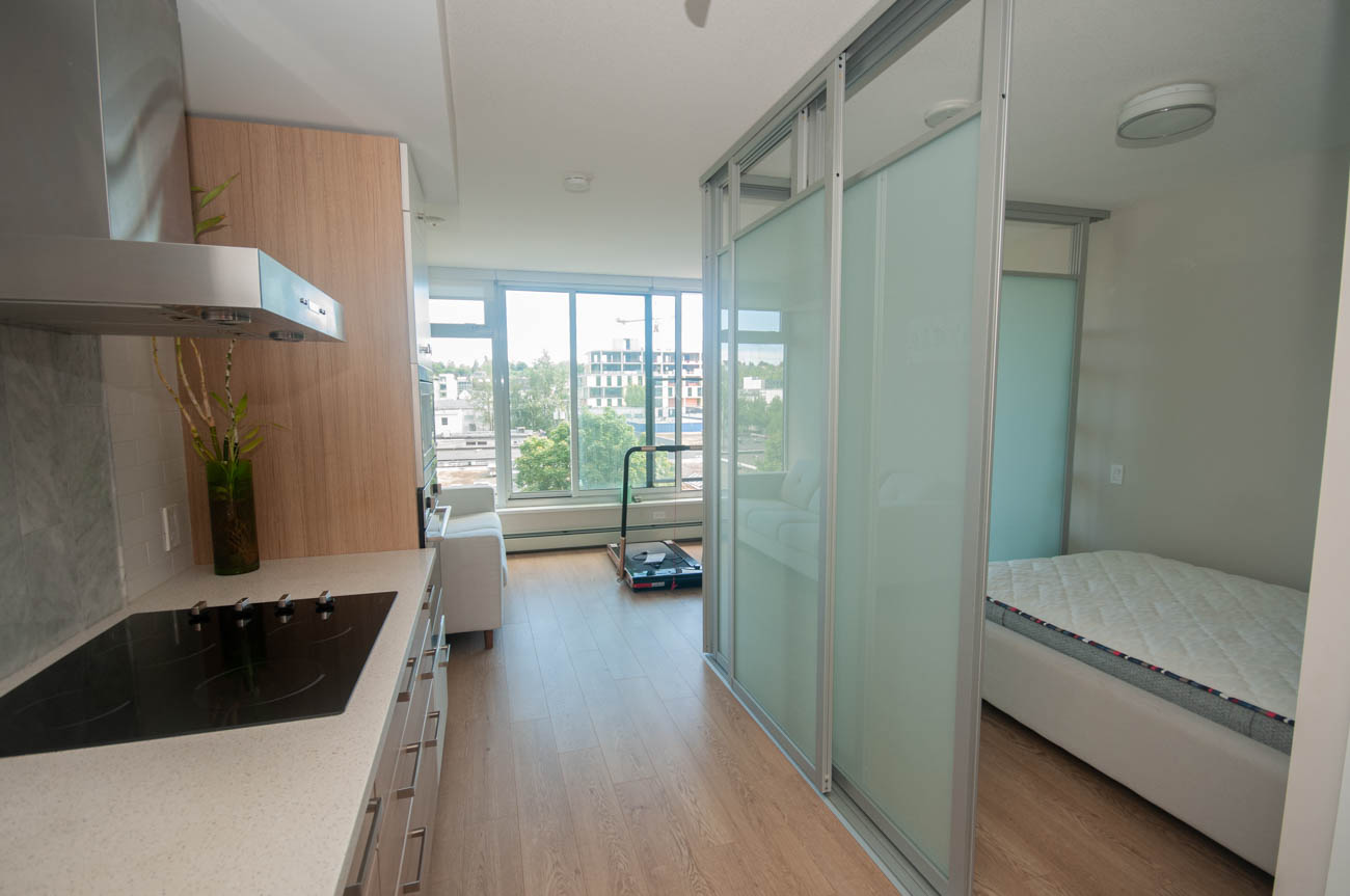 unfurnished west side