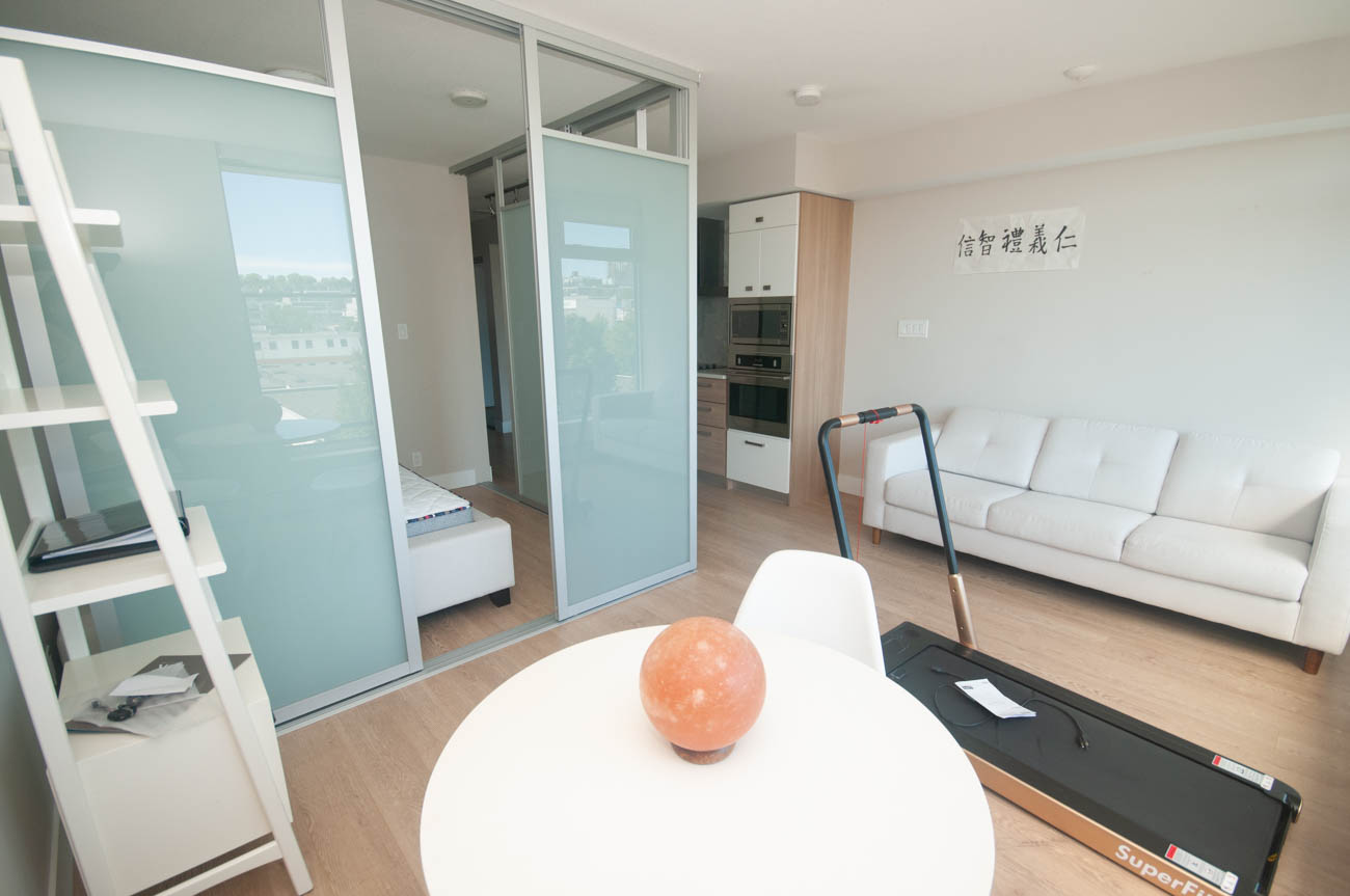accommodations in vancouver west side