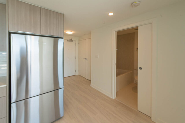 Spacious 1-bedroom + den condo with hardwood floors and modern cabinetry. - 1105 - 1401 Hunter Street, North Vancouver