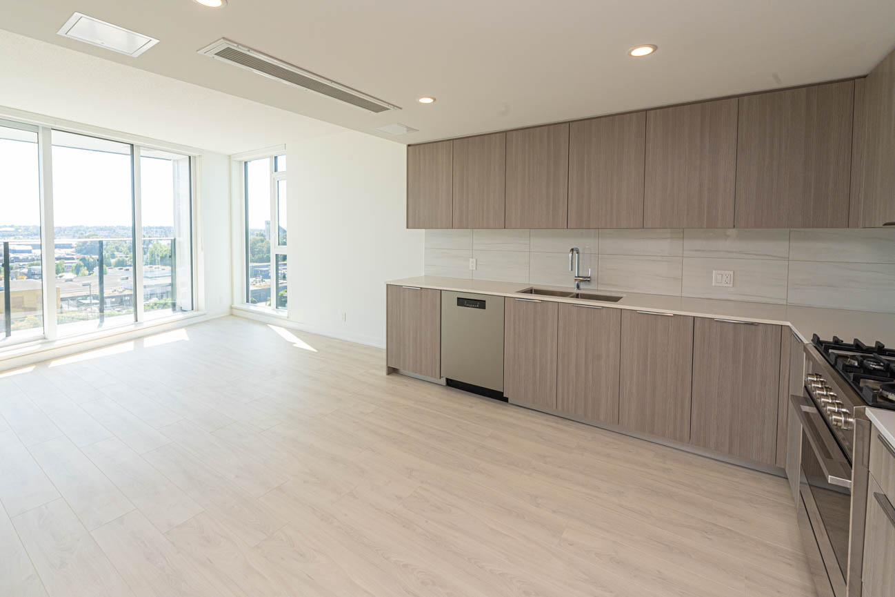 1 bedroom den rental in lynnmour