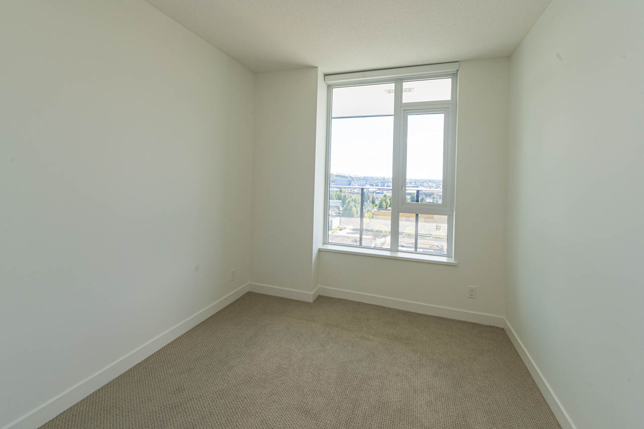 square footage 650
