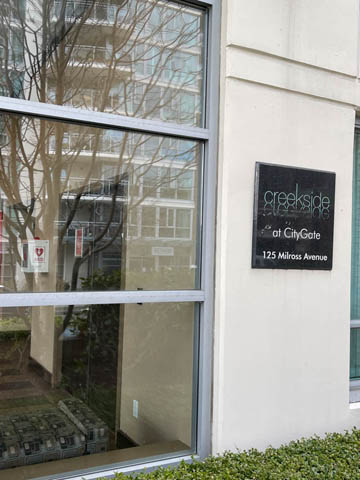 303 125 milross ave vancouver downtown crosstown