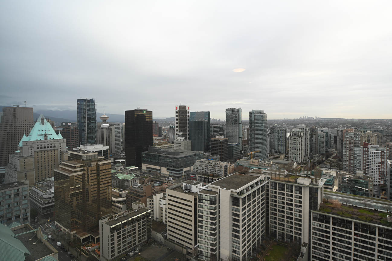Furnished 2-bedroom condo with city view and modern decor. - 3501 - 1028 Barclay, Vancouver Downtown