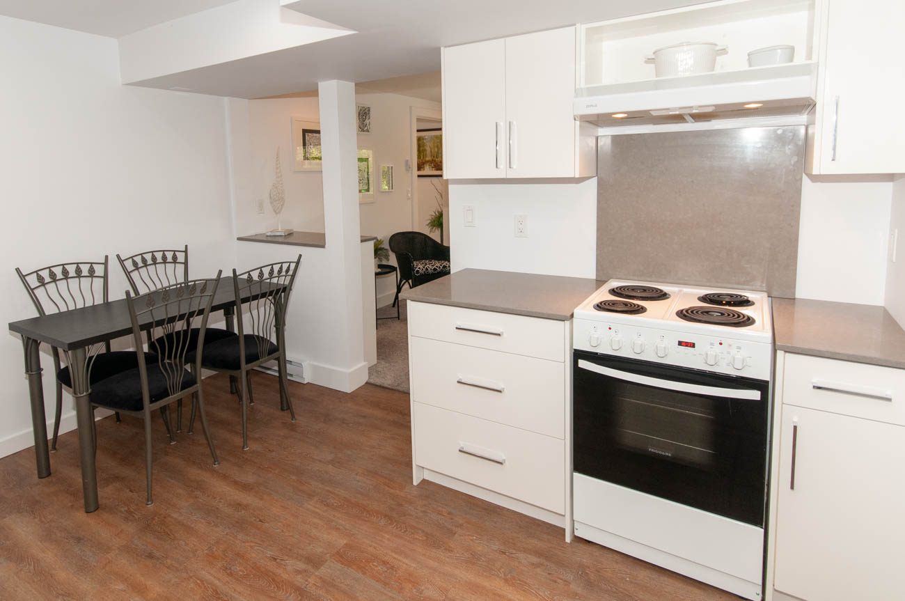 Furnished 1 bedroom suite garden level North Vancouver Lonsdale